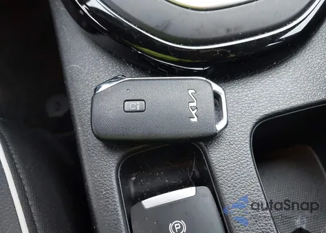 2023 Kia Forte Gt-Line z USA, uszkodzony, nr VIN 3KPF54AD1PE602072